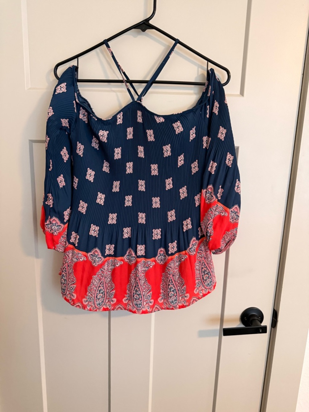 Jessica Simpson Navy and Red Paisley Off-Shoulder Blouse